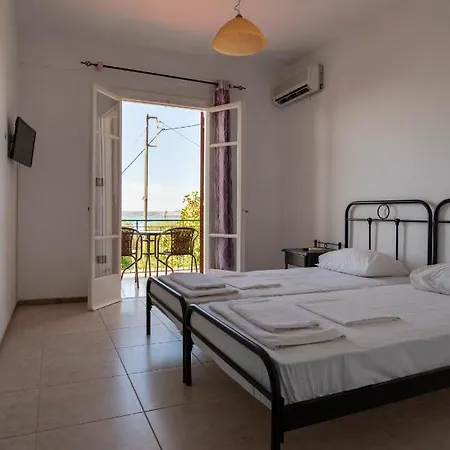 Tredis Hotel 2*