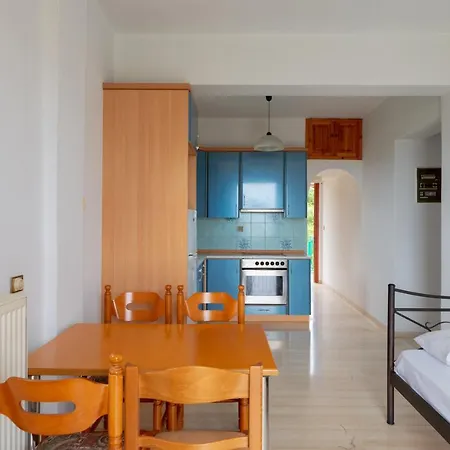 Tredis Hotel 2*